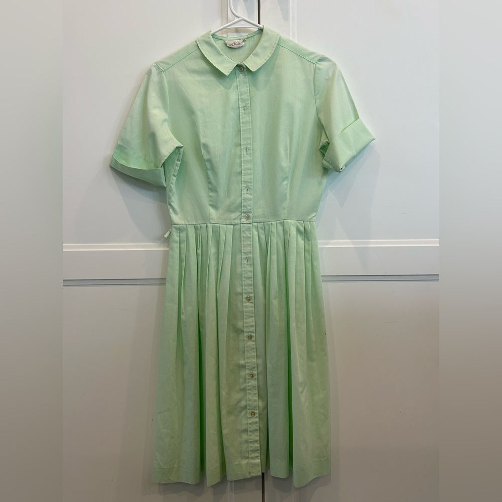 Vintage Green Pleated Shirt Dress